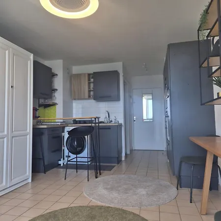 Le Pavois D'or, Renove Avec Gout, Superbe Vue, Proximite Gare Et Centre, Climatisation Apartment