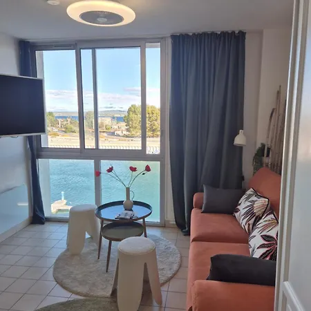 Le Pavois D'or, Renove Avec Gout, Superbe Vue, Proximite Gare Et Centre, Climatisation Appartement *